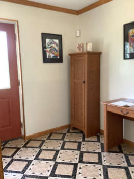 entrance to bow wow's boutique located in Atwater Ohio